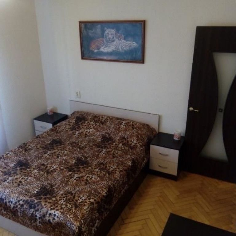 Inchiriere apartament o camera - Fotografie 2