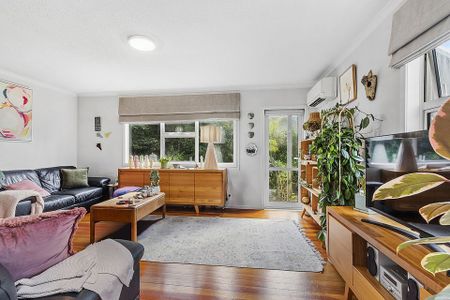 Reno'd ground floor, great Northland location - Photo 4