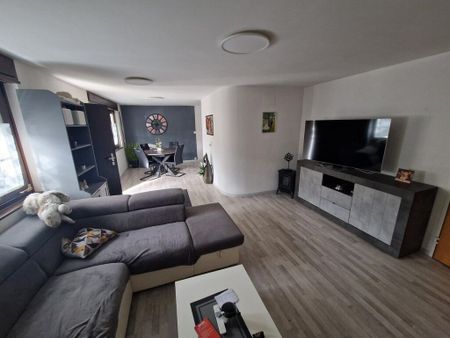 Un bâtiment nouvellement isolé avec accès direct - Photo 5