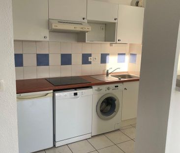 Location Appartement 2 pièces 46m² - Photo 2