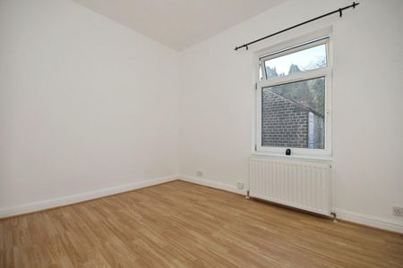 2 bedroom House To Let - Photo 5