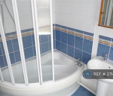 2 bedroom terraced house to rent - Photo 3