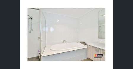 BRIGHT & BEAUTIFUL - Photo 5