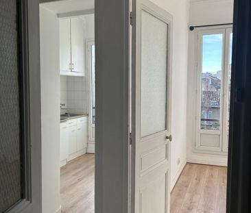 Location Appartement 2 pièces 39m² MARSEILLE 5ème - Photo 6