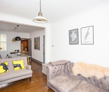 3 bedroom terraced house to rent - Photo 1