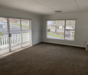 3 Bedroom home in Belmont - Photo 5