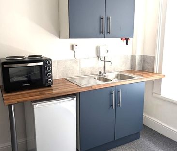 Bedsit, Southleigh Road, BS8 - Photo 5