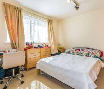 Queens Lawns, Alexandra Road, Reading, RG1 - Photo 5