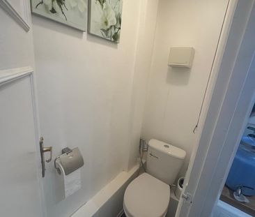 Room in a Shared House, Mayfield Road, CR7 - Photo 6