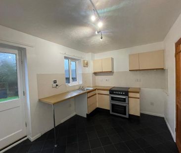 Hawks Way, Sleaford, NG34 - Photo 4