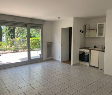 Location Appartement 2 pièces 40m² CALUIRE ET CUIRE 69300 - Photo 1