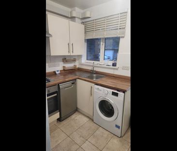 2 Bed Flat, Riverside Gardens, HA0 - Photo 6