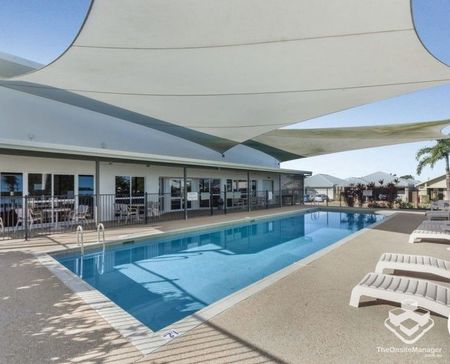 Quiet home, Royal Palms Estate - Photo 5