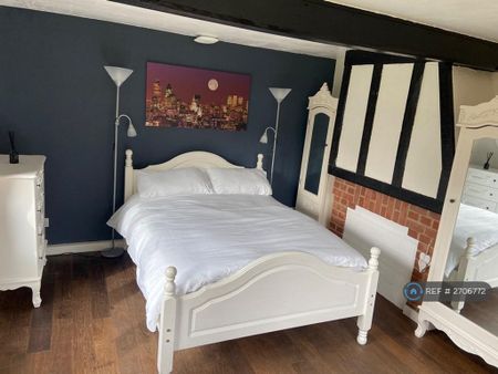 1 bedroom in a house share to rent - Photo 4