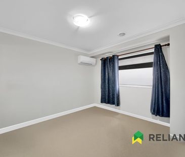 Modern Comfort in a Prime Werribee Location! - Photo 3