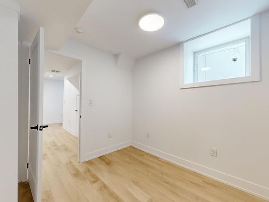 For Lease - 243 Windermere Avenue Unit# Lower, Toronto, Ontario - Photo 1