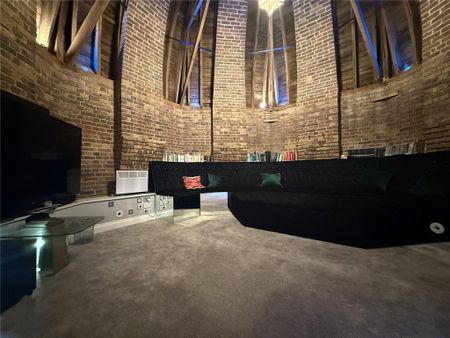 3 bedroom penthouse to rent - Photo 4