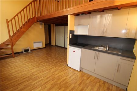 Location Appartement 1 pièce 42m² - Photo 2