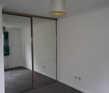 Caversham Avenue, Shoeburyness - Photo 5