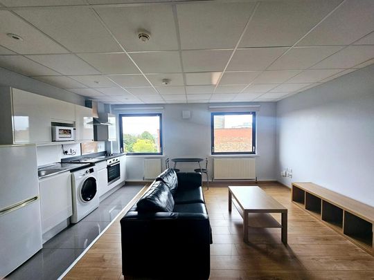 Studio to rent - Photo 1