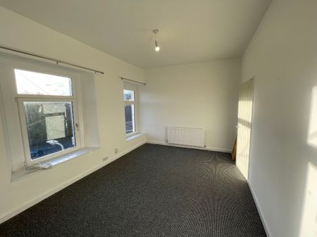 Benthall Place, Swansea, SA1 - Photo 3