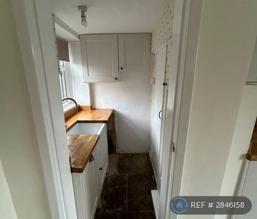 2 bedroom terraced house to rent - Photo 6