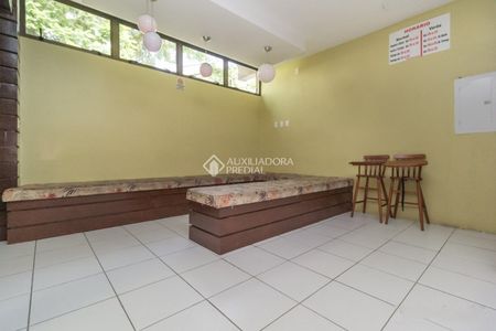 Apartamento com 2 quartos e 46m² para alugar em Jardim Itu, Porto Alegre. - Foto 5