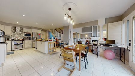 For Lease - 219 Kitty Murray Lane Unit# Upper, Hamilton, Ontario - Photo 4