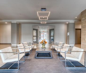 Superbe condo 3 ½ TOUT MEUBLÉ & TOUT INCLUS au Quartier Dix30 à Bro... - Photo 1