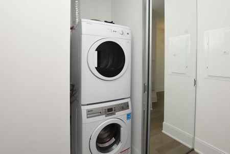 For Lease - 50 charles Street, Toronto, Ontario - Photo 5