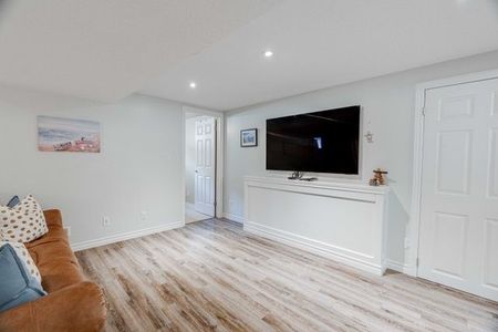 For Lease - 216 Irving Place Unit# LOWER, London East, Ontario - Photo 5