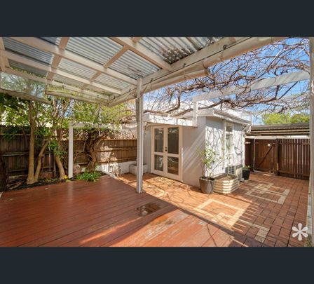 15 Coghlan Road, Subiaco, WA 6008 - Photo 1