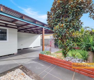 MODERN LIVING - Photo 4