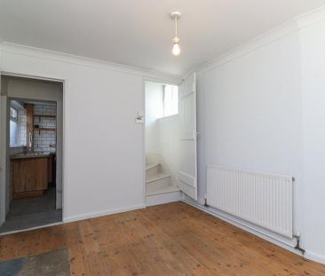 2 bedroom detached house to rent - Photo 3