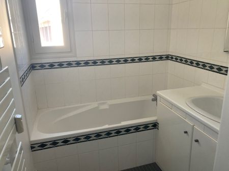 Location Appartement 2 pièces 56m² ORLEANS 45000 - Photo 5