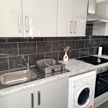 1 bedroom apartment to rent - Photo 3