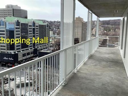 2300 Rue Tupper - Photo 2