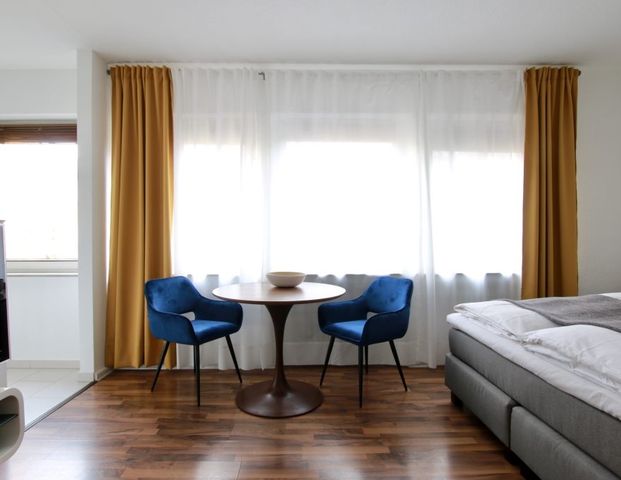 Gemütlich möbliertes Apartment direkt am Barbarossaplatz - Foto 1