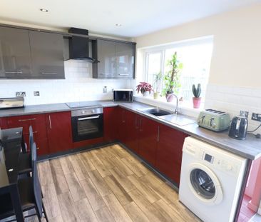 1 bedroom semi-detached house to rent - Photo 5