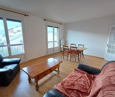 Location Appartement 3 pièces 65m² MILLAU 12100 - Photo 2