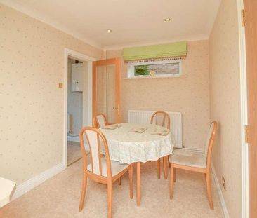Riverside Close, Laverstock, Salisbury, SP1 - Photo 1