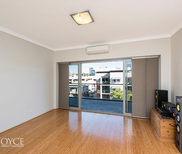 18/180 Stirling Street, PERTH WA 6000 - Photo 4