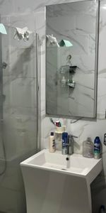 Guide Price £1,000 pcm - Available Now - Part Furnished - Photo 3