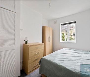 5 bedroom terraced house to rent - Photo 3