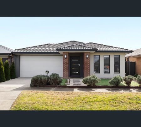 69 Anniversary Avenue, Wyndham Vale, Vic 3024 - Photo 2
