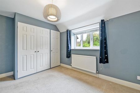 3 bedroom detached house to rent - Photo 5