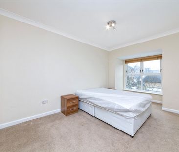 Hanover Avenue, E16 - Photo 4