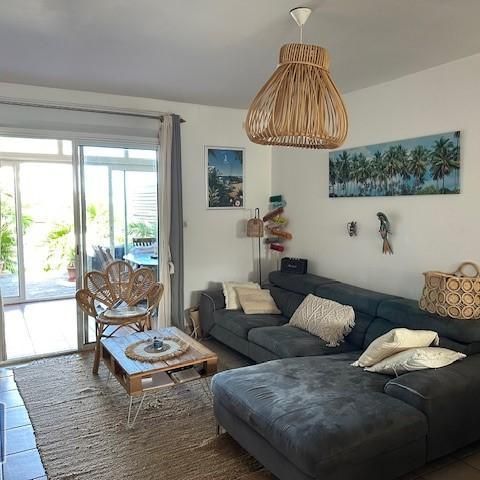 Location Maison 3 pièces 88m² ST PIERRE 97410 - Photo 1