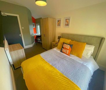 1 bedroom in a house share to rent - Photo 4