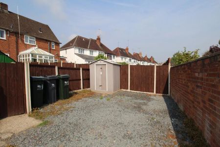 3 bedroom terraced house to rent - Photo 2